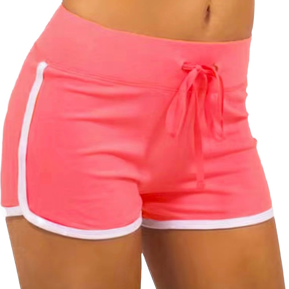 NWOT Y2K women's sport shorts.
